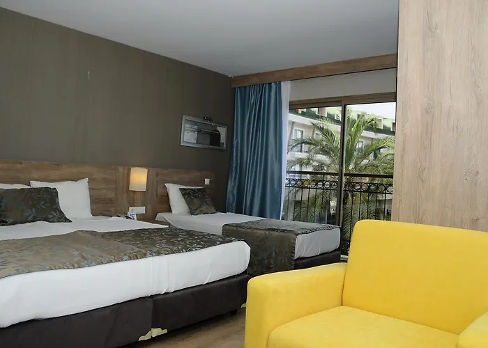 Family King Suite